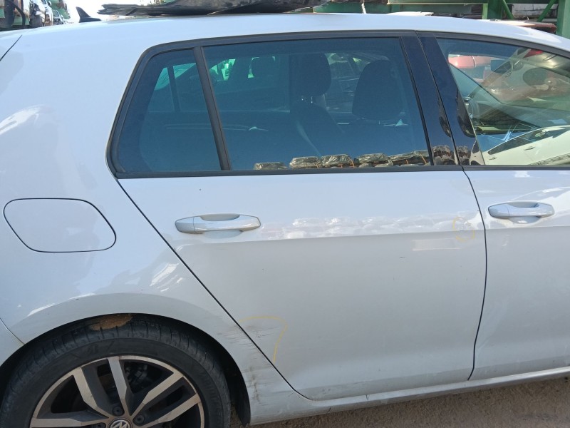 Recambio de puerta trasera derecha para volkswagen golf vii variant (ba5, bv5) 1.6 tdi referencia OEM IAM   