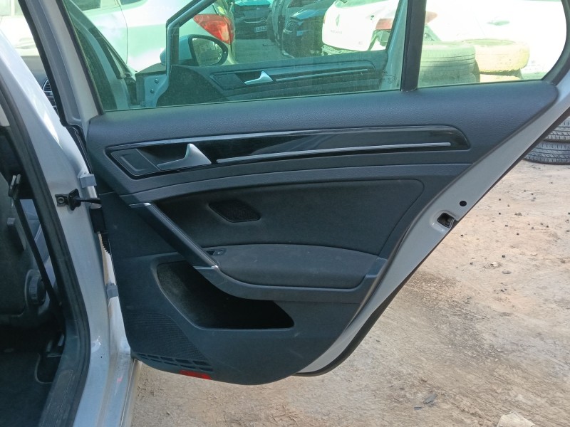 Recambio de guarnecido puerta trasera derecha para volkswagen golf vii variant (ba5, bv5) 1.6 tdi referencia OEM IAM   