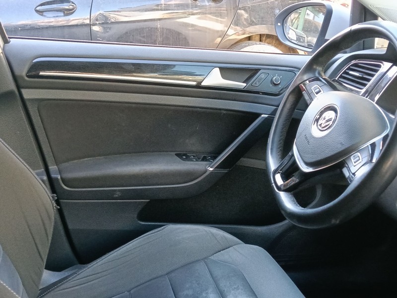 Recambio de guarnecido puerta delantera izquierda para volkswagen golf vii variant (ba5, bv5) 1.6 tdi referencia OEM IAM   