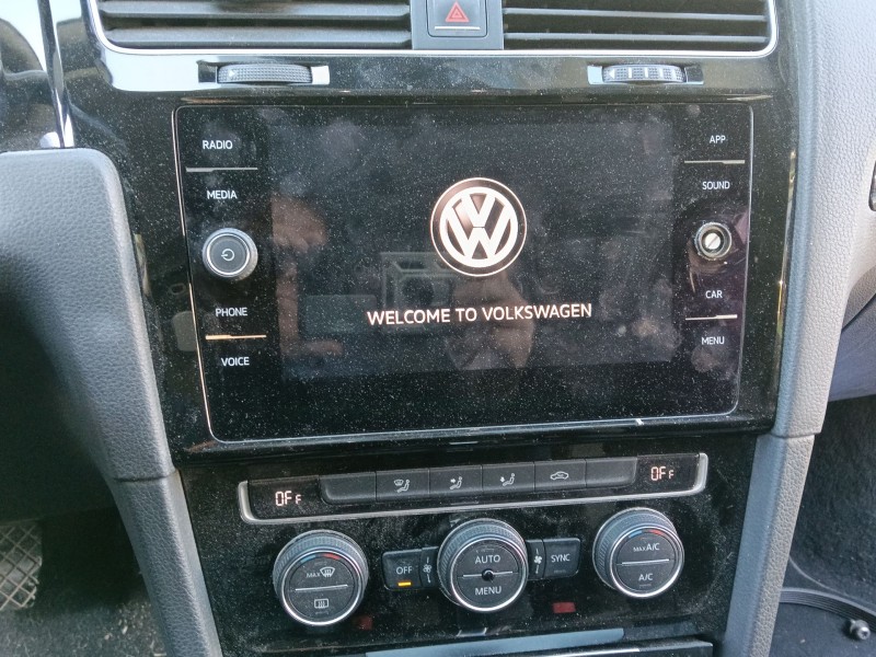 Recambio de sistema audio / radio cd para volkswagen golf vii variant (ba5, bv5) 1.6 tdi referencia OEM IAM   