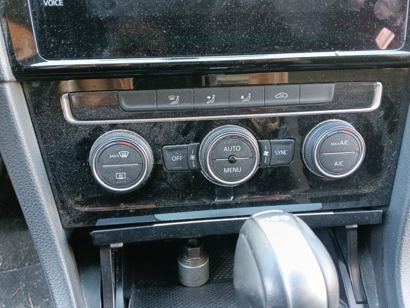Recambio de mando calefaccion / aire acondicionado para volkswagen golf vii variant (ba5, bv5) 1.6 tdi referencia OEM IAM   