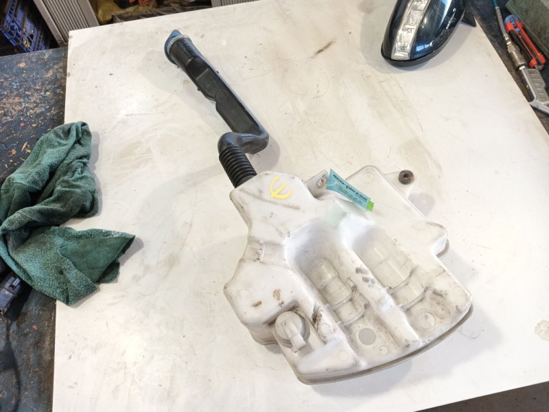 Recambio de deposito limpia para land rover range rover sport i (l320) 3.0 d 4x4 referencia OEM IAM DMB500030  