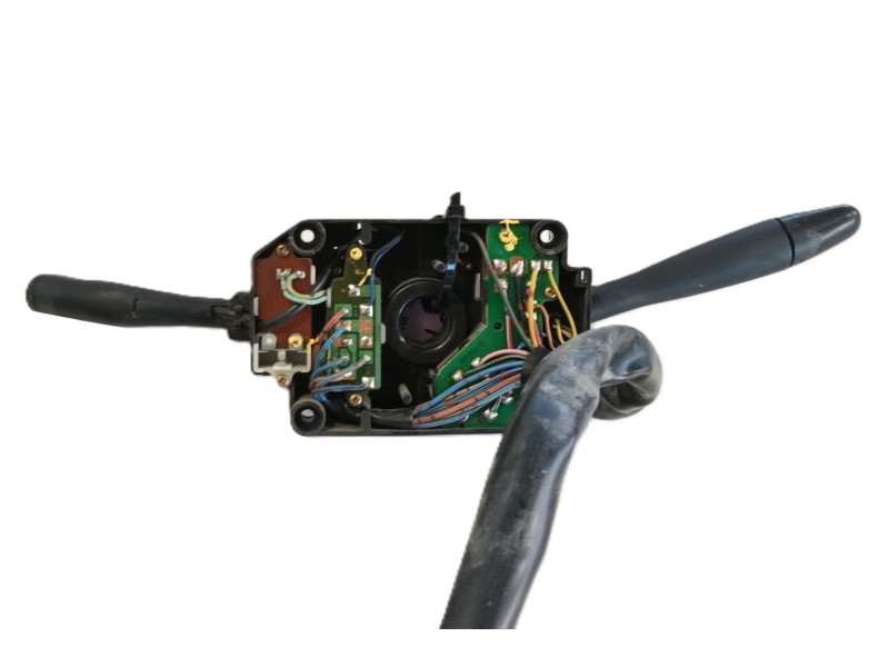 Recambio de mando multifuncion para isuzu npr77l 3.0d referencia OEM IAM   