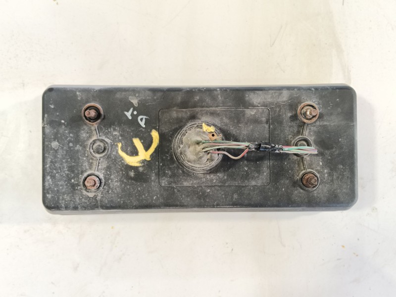 Recambio de piloto trasero derecho interior para isuzu npr77l 3.0d referencia OEM IAM   