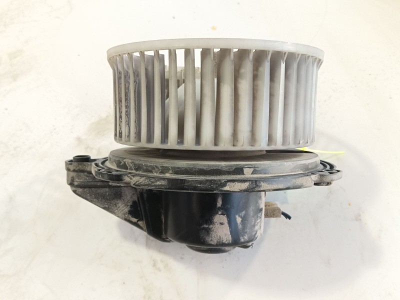 Recambio de motor calefaccion para isuzu npr77l 3.0d referencia OEM IAM   