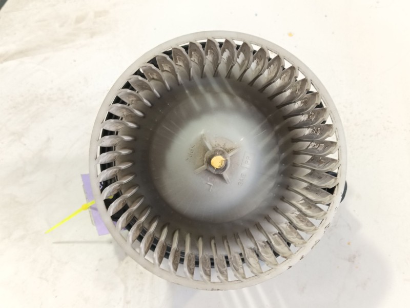 Recambio de motor calefaccion para isuzu npr77l 3.0d referencia OEM IAM   