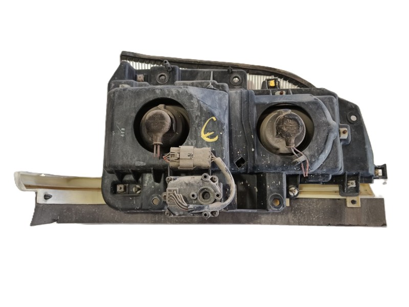Recambio de faro izquierdo para isuzu npr77l 3.0d referencia OEM IAM   