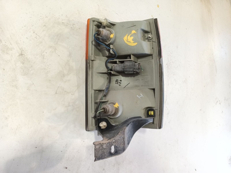 Recambio de piloto delantero izquierdo para isuzu npr77l 3.0d referencia OEM IAM   