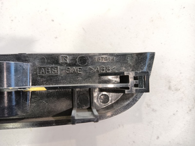 Recambio de mando elevalunas delantero derecho para isuzu npr77l 3.0d referencia OEM IAM   