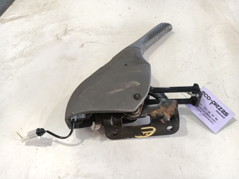 Recambio de pomo palanca cambio para iveco daily iii furgoneta 35 s 13 v,35 c 13 v referencia OEM IAM   