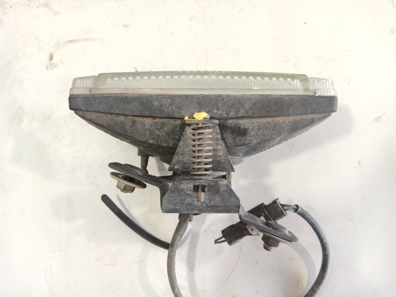 Recambio de faro antiniebla derecho para isuzu npr77l 3.0d referencia OEM IAM   