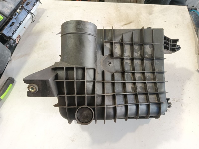 Recambio de soporte filtro aire para mercedes-benz sprinter 3-t furgoneta (b903) 313 cdi (903.663, 903.662, 903.661) referencia 