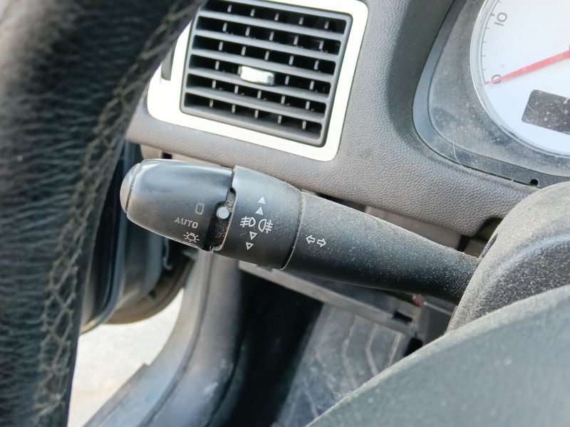 Recambio de mando multifuncion para peugeot 307 break (3e) 2.0 hdi 135 referencia OEM IAM   