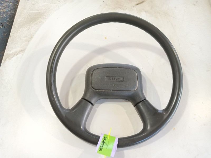 Recambio de volante para isuzu npr77l 3.0d referencia OEM IAM   