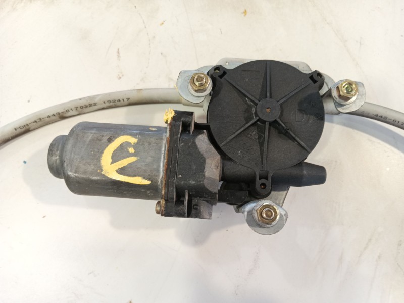 Recambio de elevalunas delantero derecho para iveco daily iii furgoneta 35 s 13 v,35 c 13 v referencia OEM IAM 504173866  