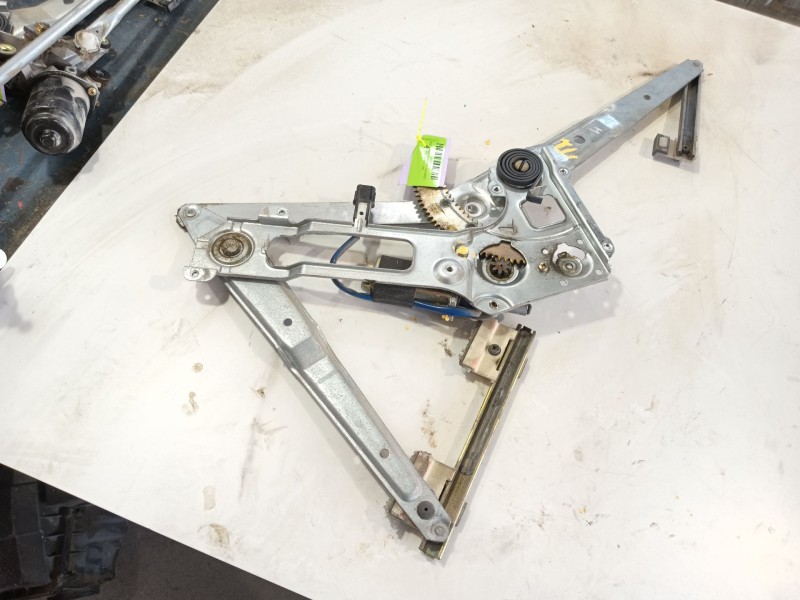 Recambio de elevalunas delantero izquierdo para isuzu npr77l 3.0d referencia OEM IAM   