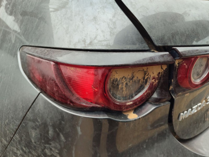 Recambio de piloto trasero izquierdo para mazda 3 hatchback (bp) 2.0 skyactiv-g m hybrid referencia OEM IAM   