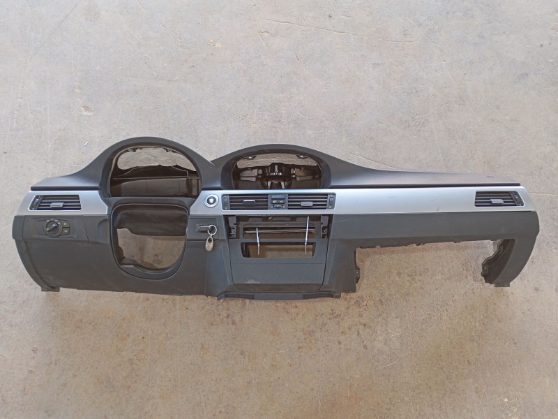 Recambio de salpicadero para bmw 3 (e90) 320 d referencia OEM IAM 51459120328  