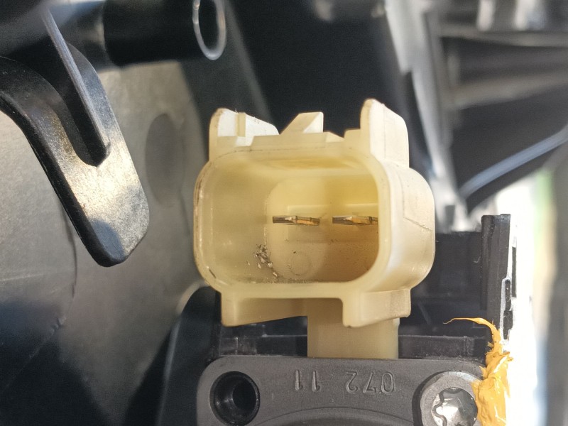 Recambio de elevalunas delantero derecho para ford fiesta vi (cb1, ccn) 1.6 tdci referencia OEM IAM 1742702  