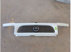 Recambio de rejilla delantera para opel movano a caja/chasis (x70) 2.5 dti (ed, hd, ud0, ud4) referencia OEM IAM   