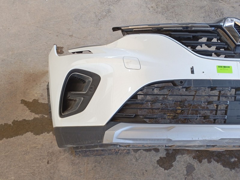 Recambio de paragolpes delantero para renault captur ii (hf_) tce 140 (hfn0) referencia OEM IAM 620227396R  