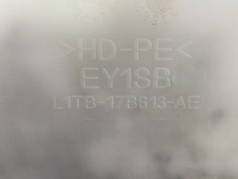 Recambio de deposito limpia para ford puma (j2k, cf7) 1.0 ecoboost referencia OEM IAM   