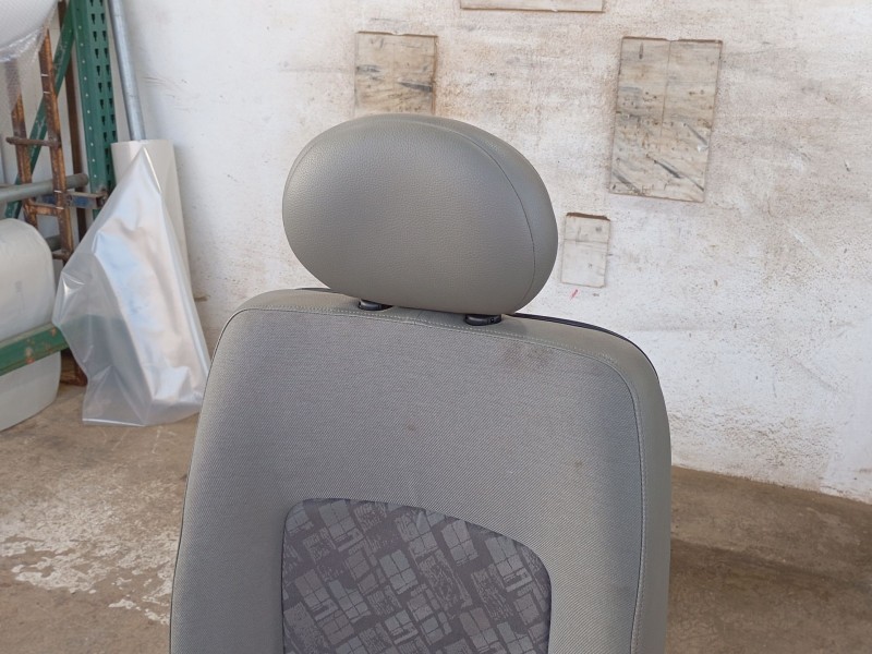 Recambio de asiento delantero izquierdo para opel movano a caja/chasis (x70) 2.5 dti (ed, hd, ud0, ud4) referencia OEM IAM   