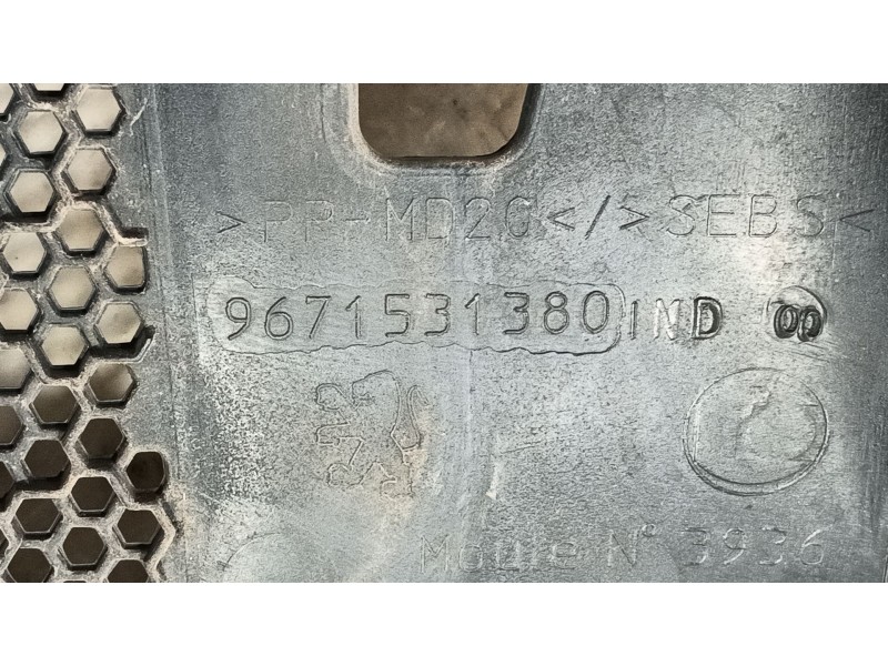 Recambio de torpedo para peugeot 308 i (4a_, 4c_) 1.6 hdi referencia OEM IAM 8251CE  