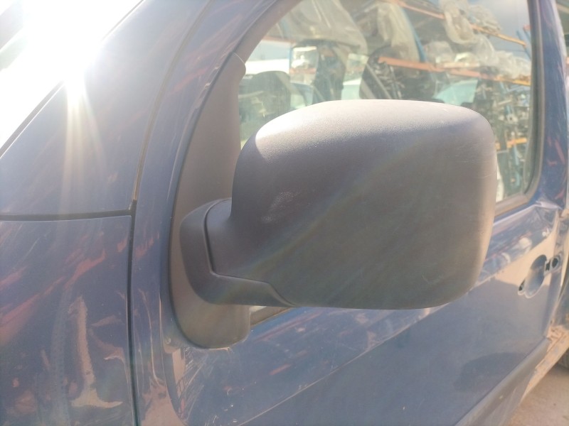 Recambio de retrovisor izquierdo para renault kangoo / grand kangoo ii (kw0/1_) 1.5 dci 85 (kw0k, kw0l, kw0b) referencia OEM IAM