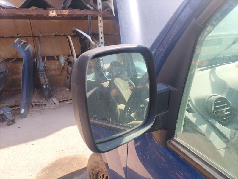 Recambio de retrovisor izquierdo para renault kangoo / grand kangoo ii (kw0/1_) 1.5 dci 85 (kw0k, kw0l, kw0b) referencia OEM IAM