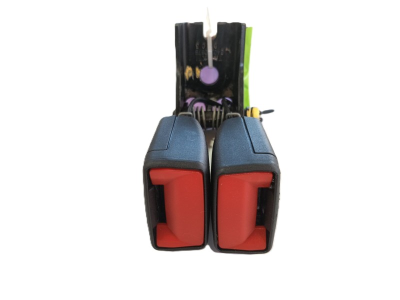 Recambio de enganche cinturon trasero central para ford puma (j2k, cf7) 1.0 ecoboost referencia OEM IAM   