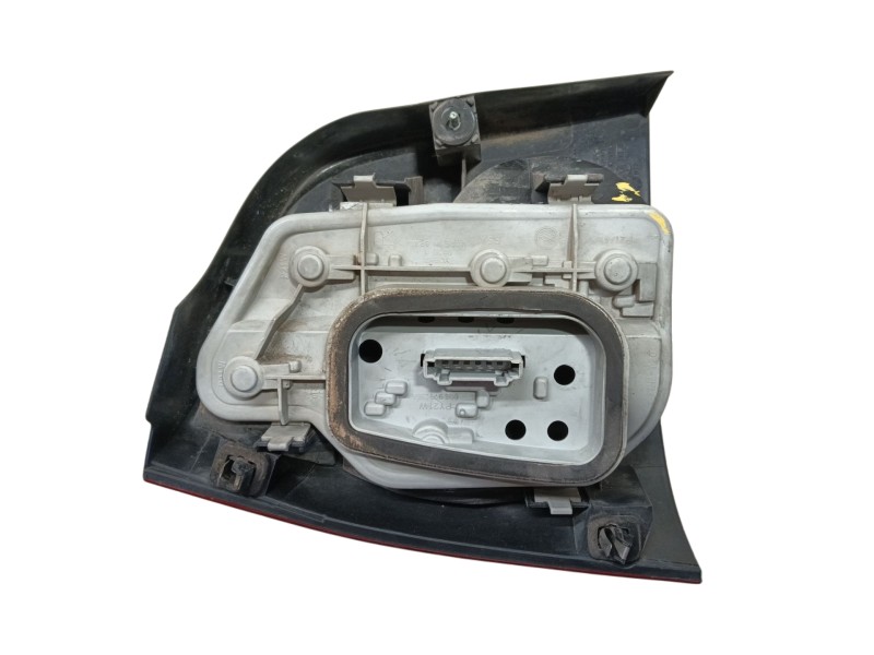 Recambio de piloto trasero derecho para volkswagen polo iv (9n_, 9a_) 1.4 tdi referencia OEM IAM 6Q6945096G  