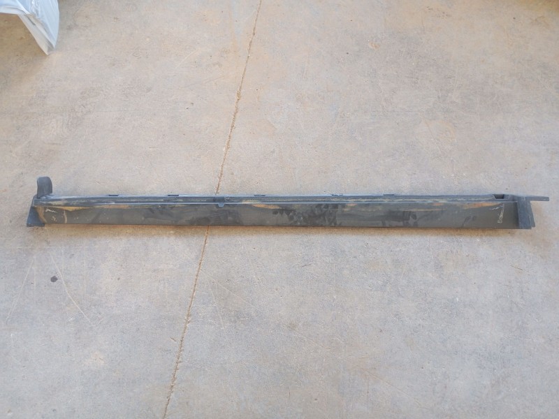 Recambio de faldon lateral para jaguar e-pace (x540) 2.0 d180 awd referencia OEM IAM   