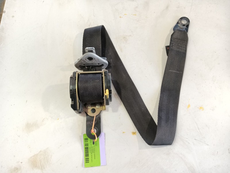 Recambio de cinturon seguridad delantero derecho para nissan atleon 110 tk35/1 referencia OEM IAM   