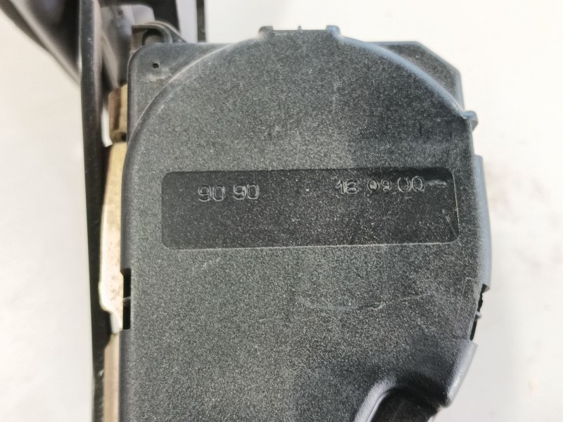 Recambio de cinturon seguridad delantero derecho para nissan atleon 110 tk35/1 referencia OEM IAM   