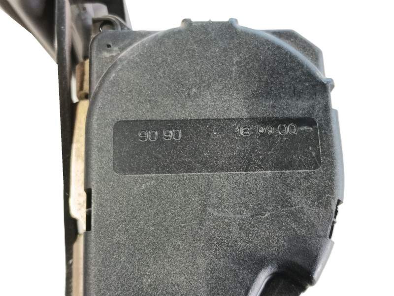 Recambio de cinturon seguridad delantero derecho para nissan atleon 110 tk35/1 referencia OEM IAM   