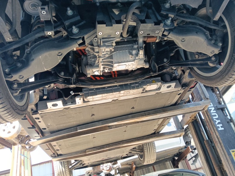 Recambio de puente trasero para mg mg 4 (eh32) ev referencia OEM IAM   