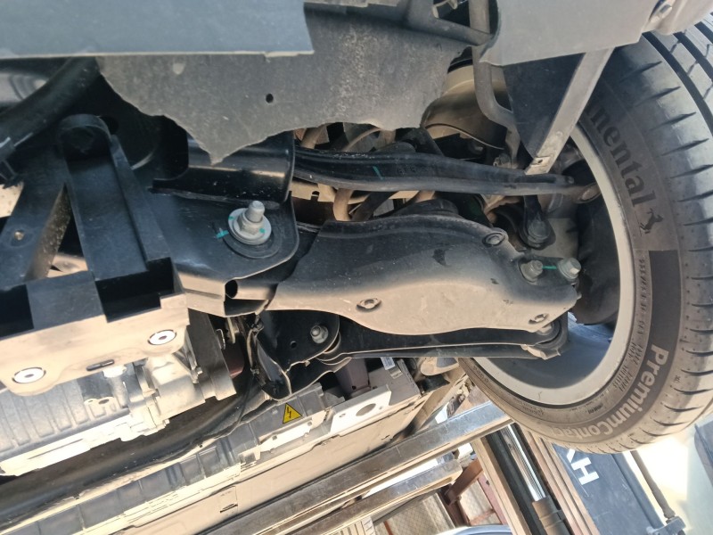 Recambio de puente trasero para mg mg 4 (eh32) ev referencia OEM IAM   