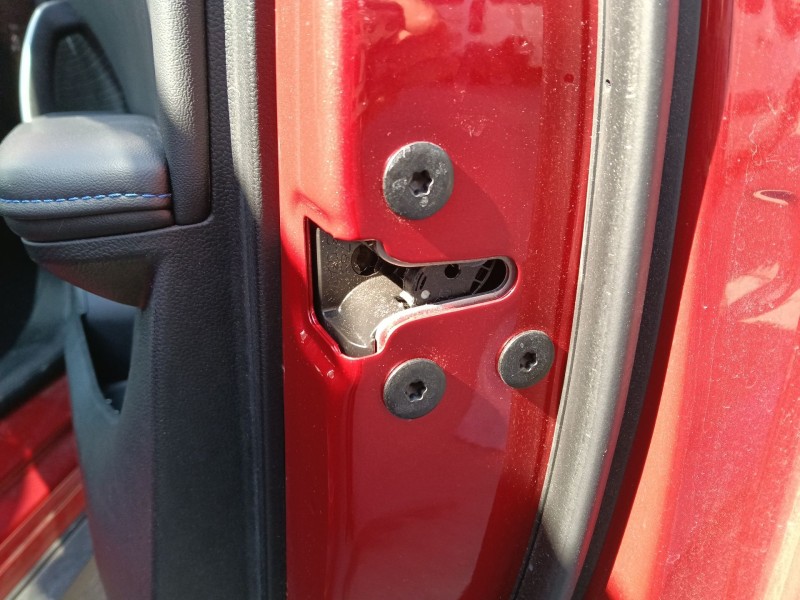 Recambio de cerradura puerta delantera derecha para mg mg 4 (eh32) ev referencia OEM IAM   