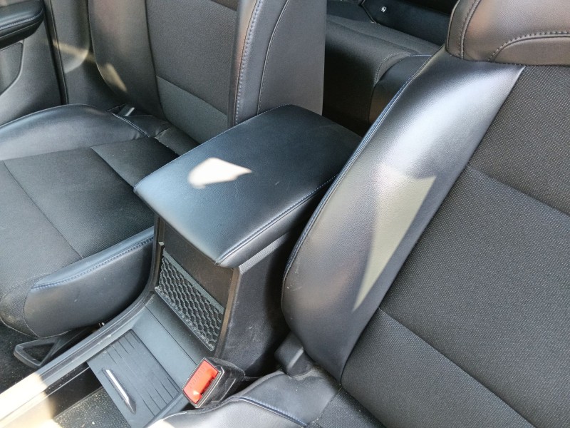 Recambio de apoyabrazos central para mg mg 4 (eh32) ev referencia OEM IAM   