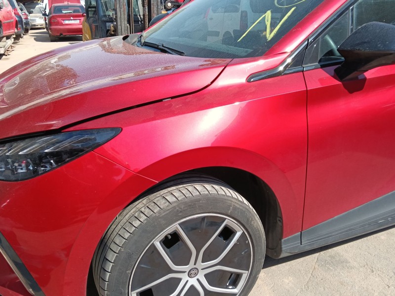 Recambio de aleta delantera izquierda para mg mg 4 (eh32) ev referencia OEM IAM   