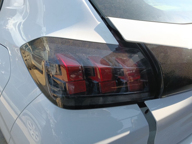 Recambio de piloto trasero izquierdo para peugeot 208 ii (ub_, up_, uw_, uj_) 1.2 puretech 100 referencia OEM IAM   