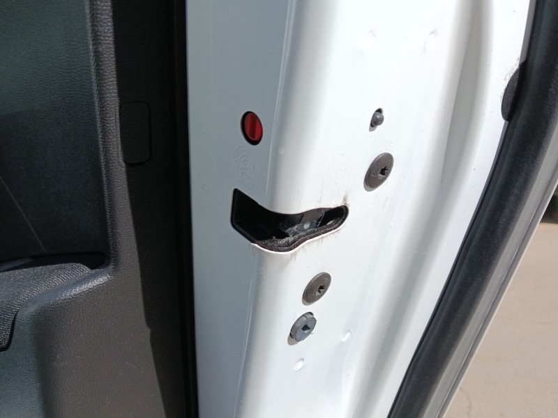 Recambio de cerradura puerta trasera derecha para peugeot 208 ii (ub_, up_, uw_, uj_) 1.2 puretech 100 referencia OEM IAM   