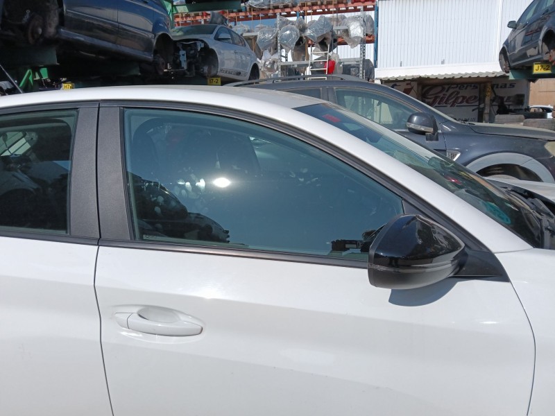 Recambio de elevalunas delantero derecho para peugeot 208 ii (ub_, up_, uw_, uj_) 1.2 puretech 100 referencia OEM IAM   