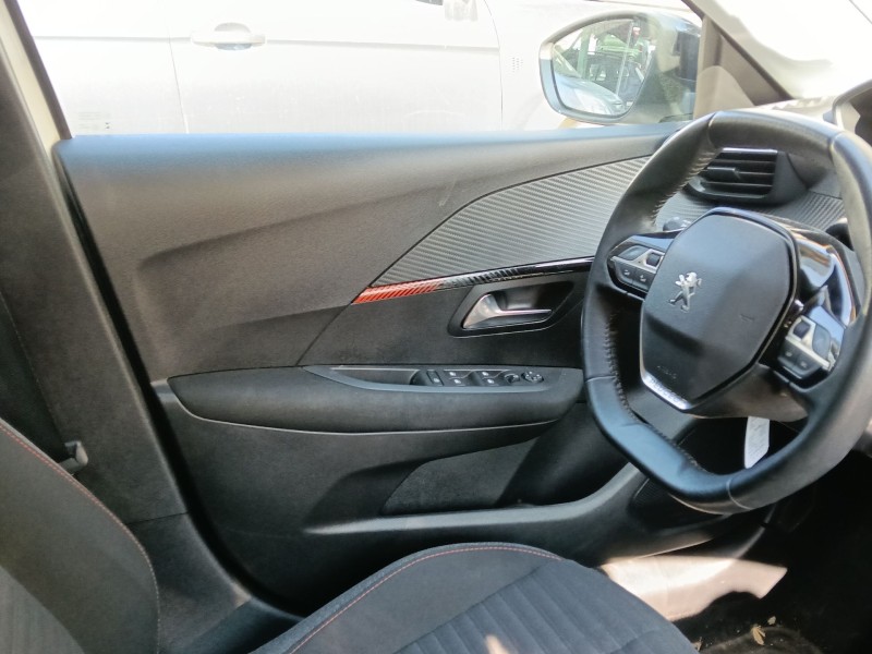 Recambio de guarnecido puerta delantera izquierda para peugeot 208 ii (ub_, up_, uw_, uj_) 1.2 puretech 100 referencia OEM IAM  