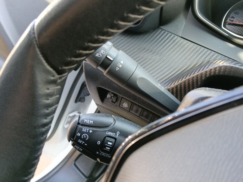 Recambio de mando multifuncion para peugeot 208 ii (ub_, up_, uw_, uj_) 1.2 puretech 100 referencia OEM IAM   