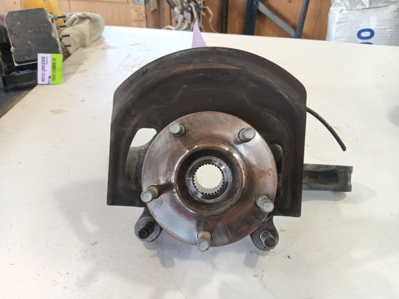 Recambio de mangueta delantera derecha para nissan qashqai i (j10, nj10) 1.6 referencia OEM IAM 40014JD000  