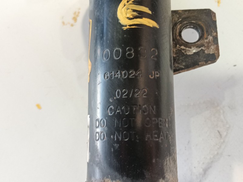 Recambio de amortiguador delantero izquierdo para ford fiesta vi (cb1, ccn) 1.6 tdci referencia OEM IAM 1561830  