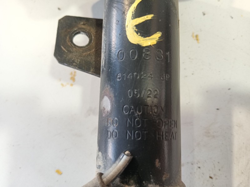 Recambio de amortiguador delantero derecho para ford fiesta vi (cb1, ccn) 1.6 tdci referencia OEM IAM 1713974  