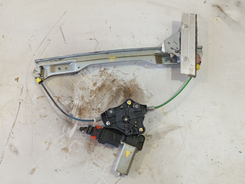 Recambio de elevalunas delantero derecho para opel corsa d (s07) 1.3 cdti (l08, l68) referencia OEM IAM 39161985  